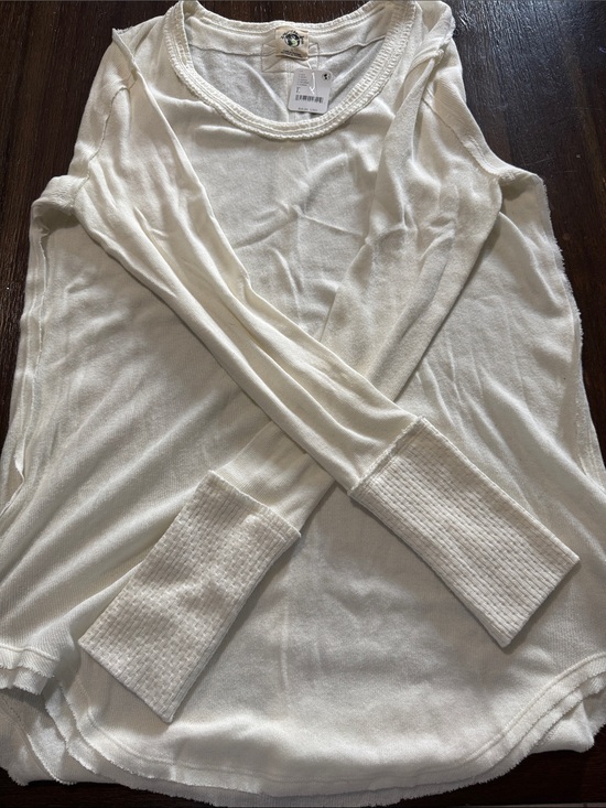 We The Free Tops - We The Free Off-White Scoop Neck Long Sleeve Top